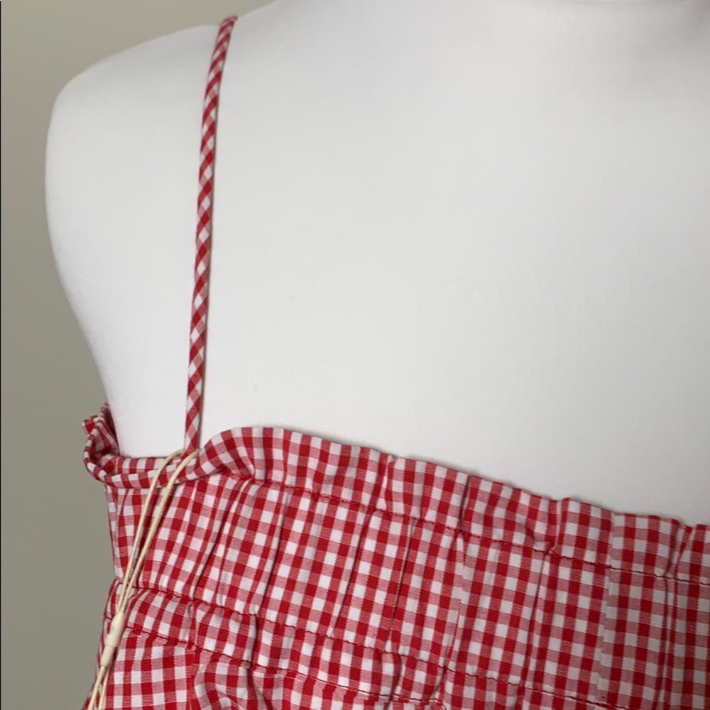 Red top - Picture 2 of 5